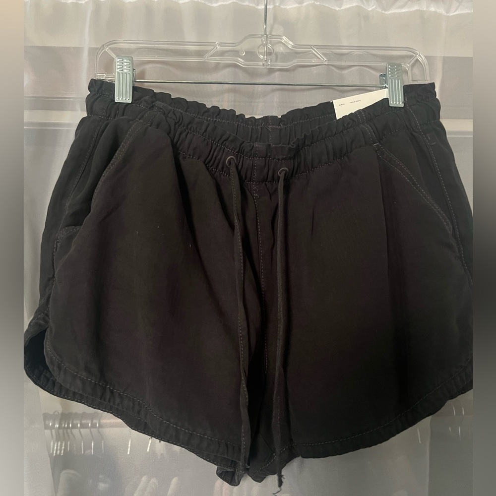 American Eagle fabric shorts